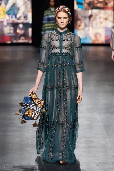 Look 71